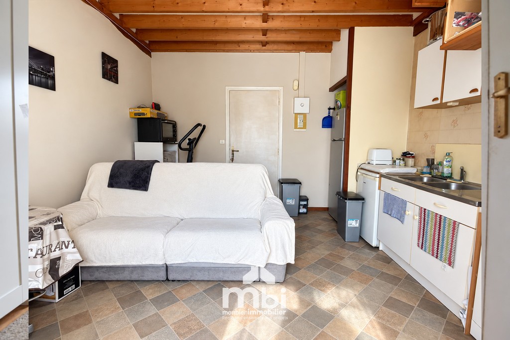 Immeuble 196 m² - 2