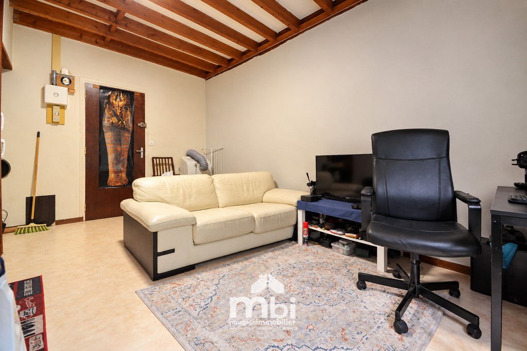 Immeuble 196 m² - 5