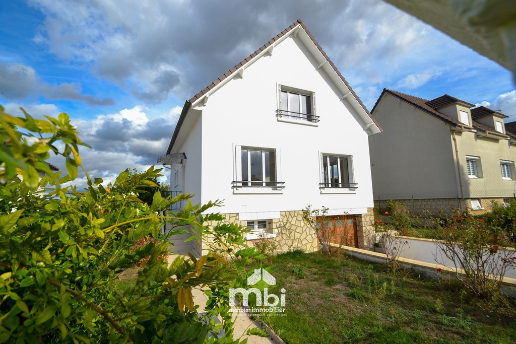 Maison 7 pièces 140 m²