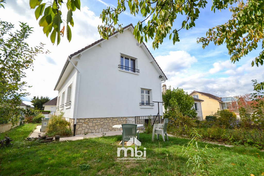 Maison 7 pièces 140 m² - 2
